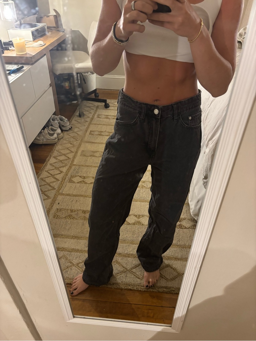 H&M Black Flared Wide-Leg Jeans — Classic Five-Pocket Style - Picture 3 of 5